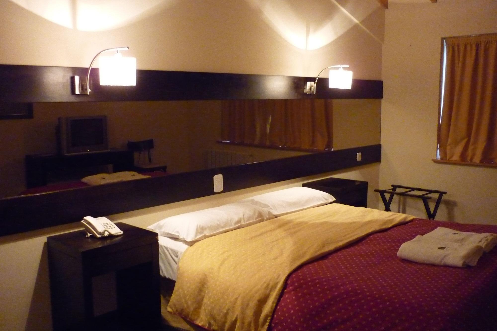 Marcopolo Suites Calafate El Calafate Bagian luar foto